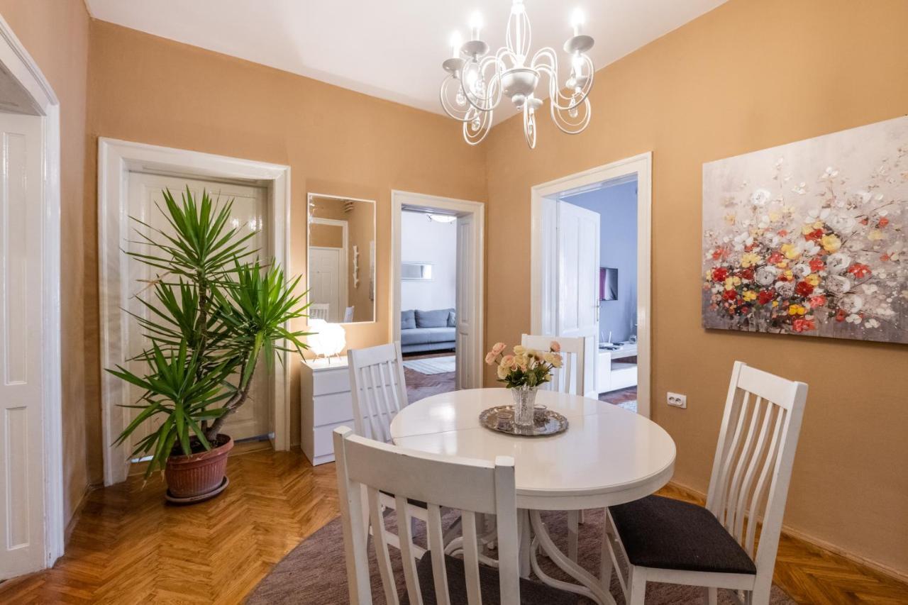 Neimar Apartment With Great Wi-Fi And Free Parking Belgrád Kültér fotó