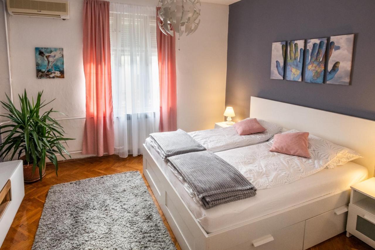 Neimar Apartment With Great Wi-Fi And Free Parking Belgrád Kültér fotó