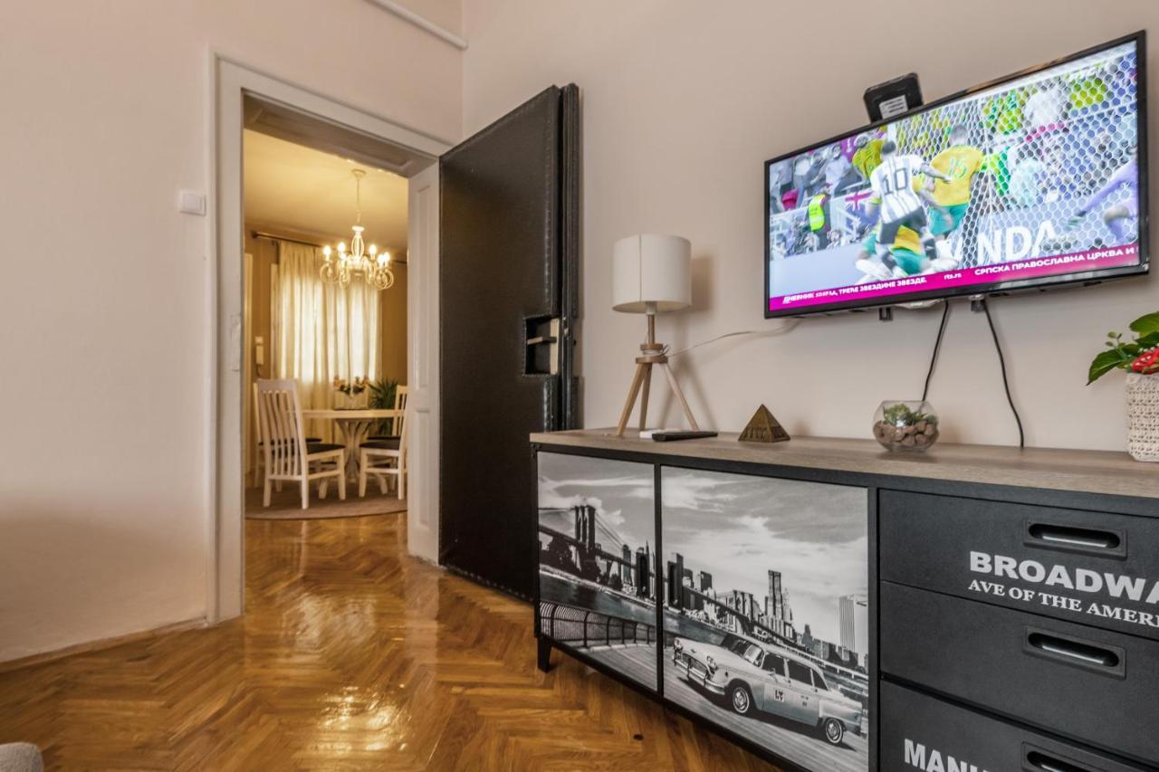 Neimar Apartment With Great Wi-Fi And Free Parking Belgrád Kültér fotó